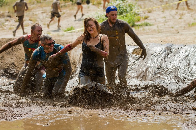 Robroy sponsors Thomas Falls Mud Run